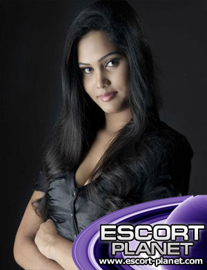 Escortgirl Rashi Ahuja from India based in Mumbai